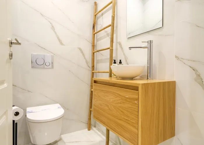 Art Deco 31 Luxury 2br Downtown Metro Ac Oporto